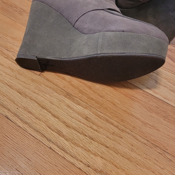 Victoria's Secret sexy ruched below knee wedge boots - Picture 4 of 7